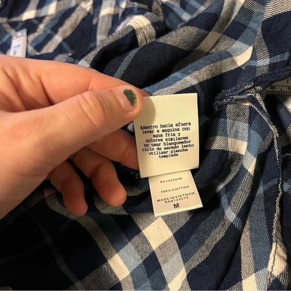 id : 23 Women’s Blue Plaid Flannel Button Up Cover Up Cardigan Size Medium - Picture 8 of 11